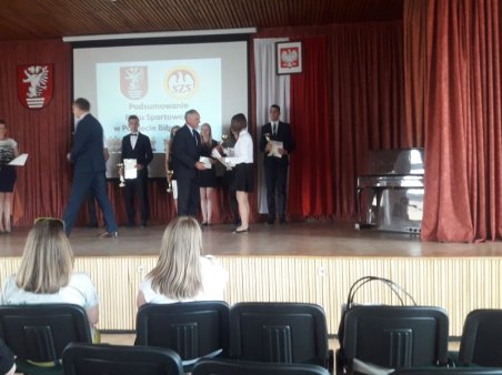 Docenieni w powiecie