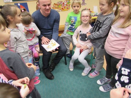 Bajki  uczą, bajki  bawią