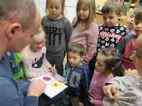 Bajki  uczą, bajki  bawią