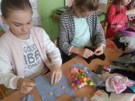 Tańcowała igła z nitką