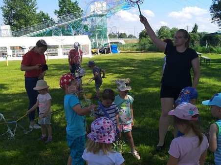 Biedroneczki na wycieczce 