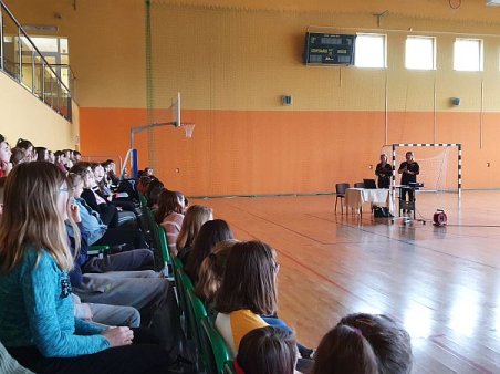 STOP! Uzależnieniom! 