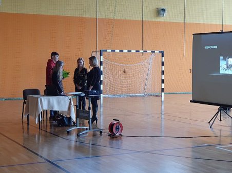 STOP! Uzależnieniom! 