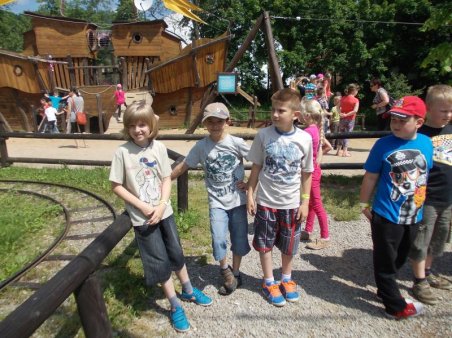 Spotkanie dinozaurami w Bałtowie