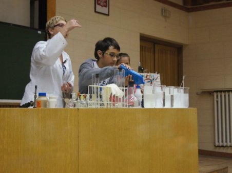 UMYSŁ NIE JEST NACZYNIEM