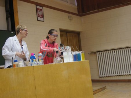 UMYSŁ NIE JEST NACZYNIEM