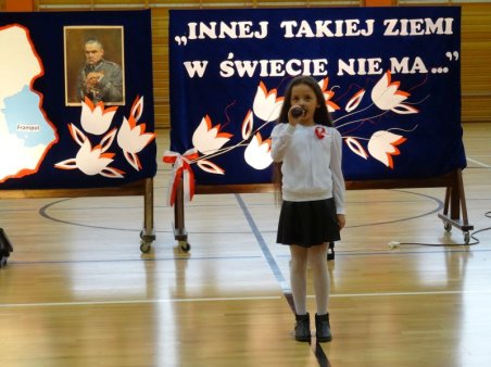 INNEJ TAKIEJ ZIEMI...