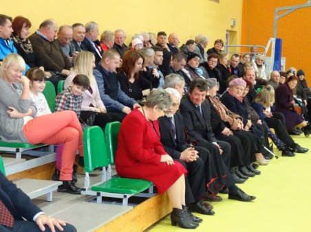 INNEJ TAKIEJ ZIEMI...