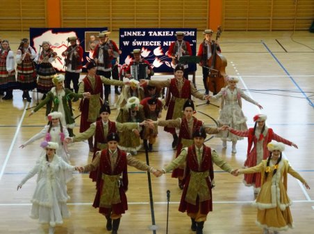 INNEJ TAKIEJ ZIEMI...