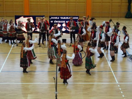 INNEJ TAKIEJ ZIEMI...