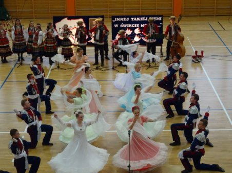 INNEJ TAKIEJ ZIEMI...