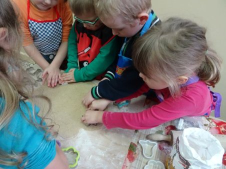 Pieczenie pierniczków