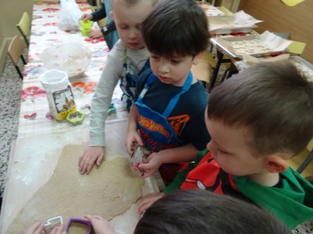 Pieczenie pierniczków