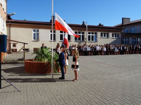 2016/2017 ROZPOCZĘTY