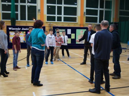 Jaś i Małgosia na tropie