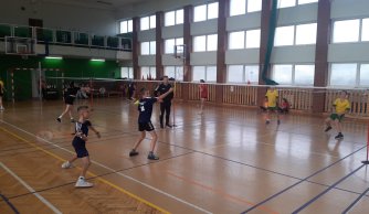 Powiatowe zawody w badmintonie
