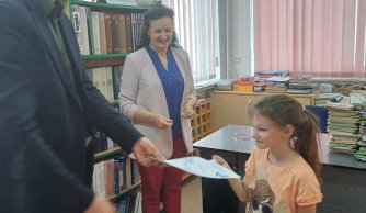 Podsumowanie cyklicznych spotkań z książką sześciolatków w bibliotece szkolnej