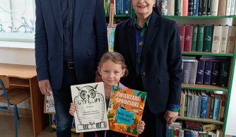 Podsumowanie cyklicznych spotkań z książką sześciolatków w bibliotece szkolnej w roku szkolnym 2024/2025.