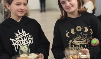 Dzień Życzliwości - Kiermasz Ciast i Sklepik Dobrego Serca.