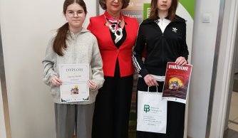 Wyróżnienie w finale Wojewódzkiego Konkursu Czytelniczego "Czy znasz....?"