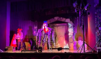 "Jak Rumcajs Cypiska uratował" - klasy I-III w teatrze
